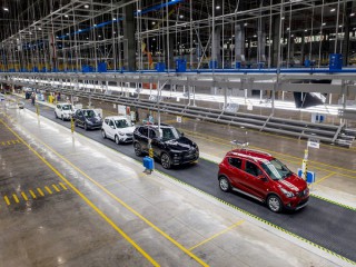 Nhập khẩu ô tô nguyên chiếc tăng tới 34% trong tháng 7/2020