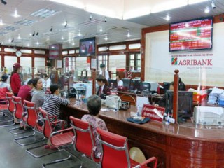 Agribank và BIDV giảm lãi suất cho vay, hỗ trợ khách hàng bị ảnh hưởng bởi dịch COVID-19