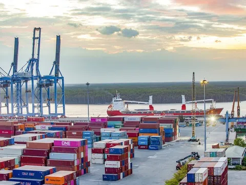 Xuất khẩu sang Singapore tăng 24,7% so với cùng kỳ