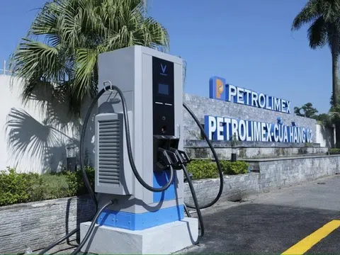 Các công ty đầu tư vào hệ thống trạm sạc xe điện ở Việt Nam