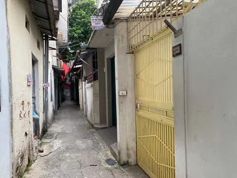 Nghịch lý nhà trong ngõ: Giá rao "leo thang", thanh khoản "tê liệt"