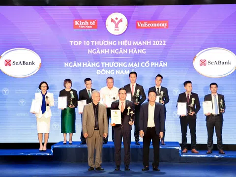 SeABank được vinh danh Top 10 Thương hiệu mạnh ngành Ngân hàng 2022