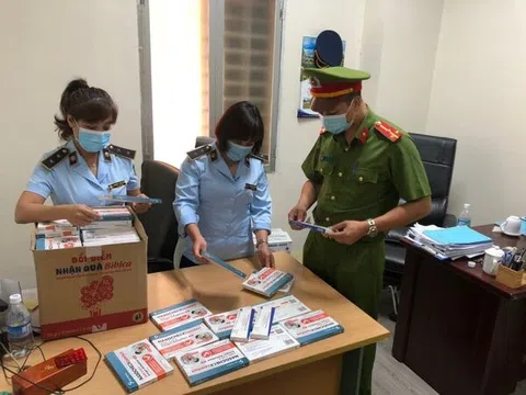 TP Hồ Chí Minh chỉ đạo kiểm tra đột xuất việc mua bán kit xét nghiệm COVID-19