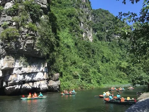 Chính phủ “chốt” phương án mở cửa lại hoạt động du lịch từ ngày 15/3/2022