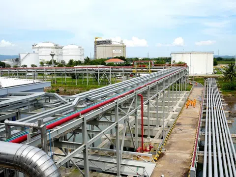 Chuỗi kho cảng LNG đầu tiên và lớn nhất Việt Nam sẽ vận hành trong tháng 10