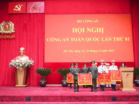 Công an TP Cần Thơ được Bộ Công an tặng Cờ dẫn đầu phong trào thi đua Vì An ninh Tổ quốc năm 2025