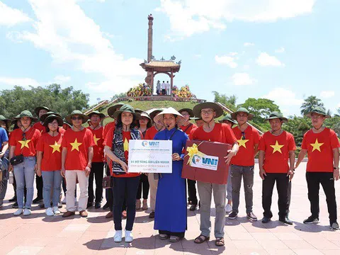 'Hành trình về nguồn' kết nối tấm lòng của Tổng công ty CP Bảo hiểm Hàng không