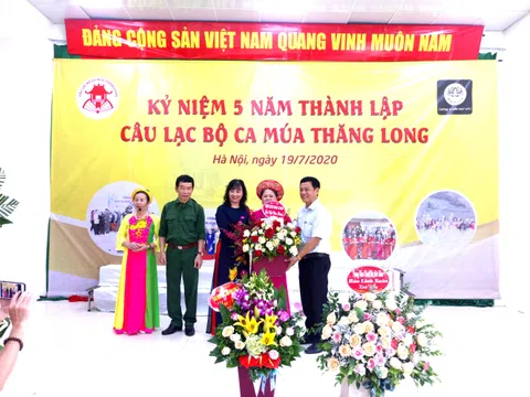 Lễ kỷ niệm 5 năm thành lập ‘Câu lạc bộ ca múa Thăng Long’