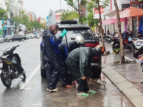 Đà Nẵng: Cấm người dân, ghe thuyền không có nhiệm vụ PCLB đi lại trong vùng trũng thấp, nước lũ