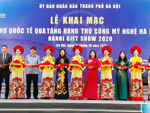 Hà Nội: Khai mạc Hội chợ quốc tế quà tặng hàng thủ công mỹ nghệ