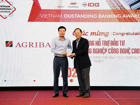 Agribank được vinh danh 2 giải thưởng Ngân hàng Việt Nam tiêu biểu 2020