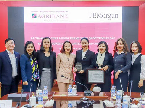Agribank nhận giải thưởng “Chất lượng thanh toán quốc tế xuất sắc” năm 2019 do J.P.Morgan Chase trao tặng