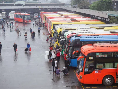 Hà Nội: Bỏ giãn cách hành khách trên các phương tiện vận tải liên tỉnh