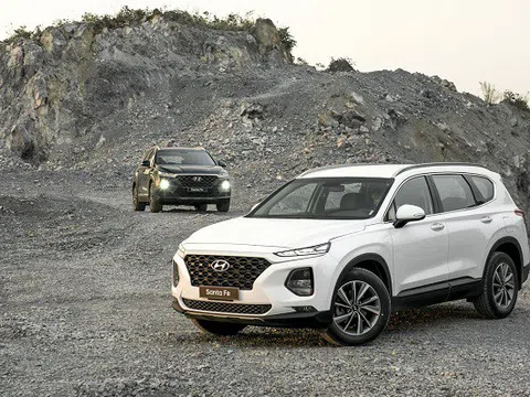 Hyundai Santa Fe giảm giá bán lên tới 100 triệu đồng