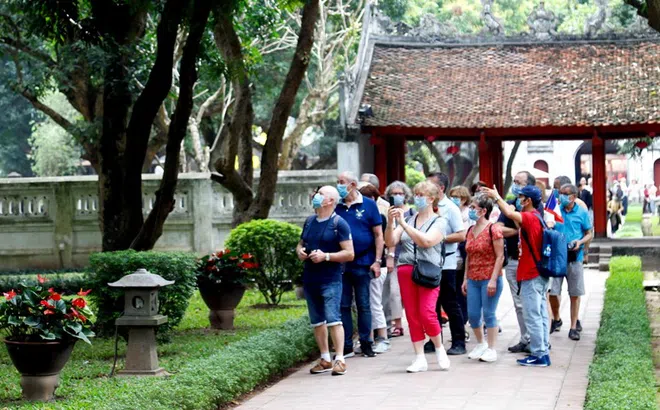Hà Nội đón gần 740 nghìn lượt khách trong dịp nghỉ lễ 30/4 - 1/5