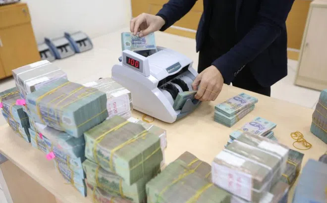Thêm nhiều ngân hàng tăng lãi suất tiết kiệm