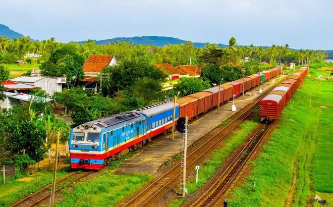 Đề xuất đầu tư 400 tỷ đồng bổ sung hệ thống tín hiệu tại 184 đường ngang