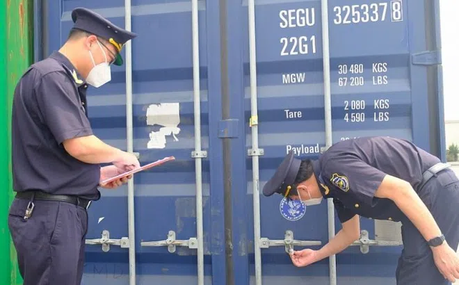 Ngành Hải quan thu ngân sách đạt gần 100.000 tỷ đồng trong 3 tháng đầu năm