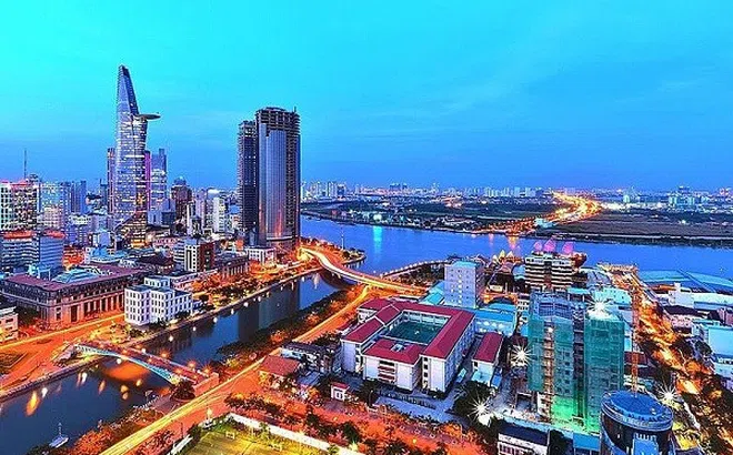 Ngân hàng UOB nâng dự báo tăng trưởng GDP Việt Nam năm 2025 lên 6,9%