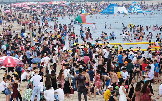 BẮT BUỘC: Người tạm trú tạm vắng phải khai báo y tế khi trở lại Hà Nội sau kỳ nghỉ lễ 30/4 - 1/5