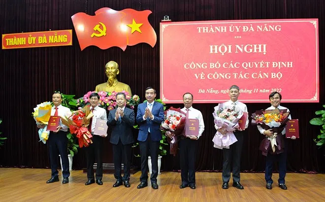 Đà Nẵng: Công bố các quyết định về công tác cán bộ