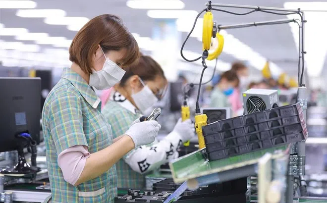 Tỷ lệ doanh nghiệp tăng lương cho nhân viên năm 2021 thấp nhất trong 10 năm