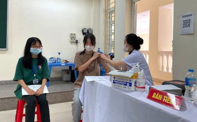 Quảng Ninh bắt đầu tiêm chủng vaccine COVID-19 cho trẻ em