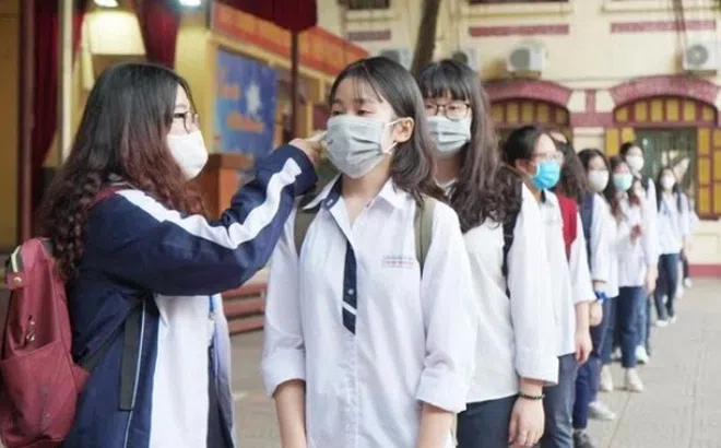 Học sinh THPT Hà Nội chính thức trở lại trường từ ngày 6/12