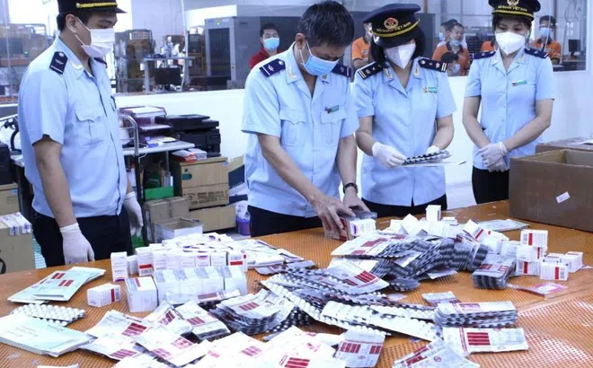 Rao bán thuốc điều trị Covid-19 trên mạng xã hội, cơ quan chức năng vào cuộc