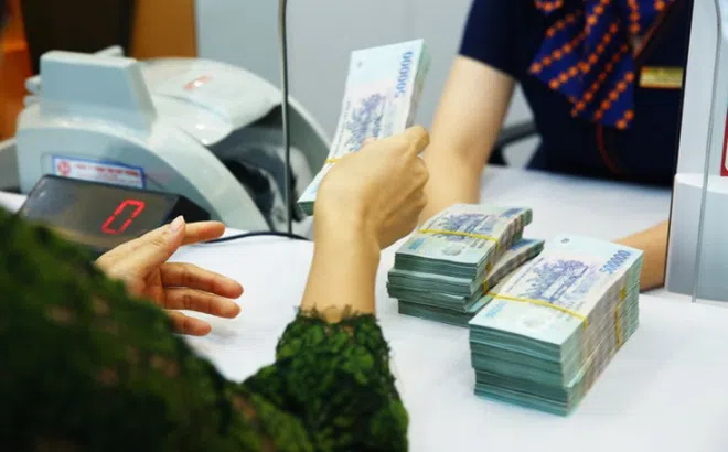 Dự báo lãi suất ngân hàng năm 2022 có sự điều chỉnh hấp dẫn