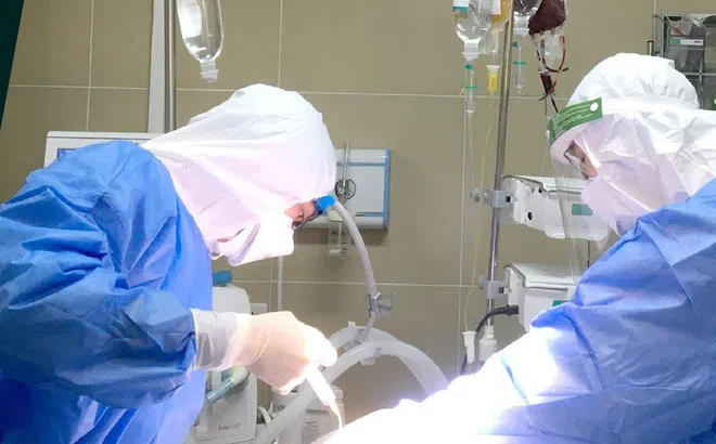 Nhóm người nếu mắc COVID có nguy cơ trở nặng rất nhanh: Vẫn nhiều người chưa tiêm vắc xin