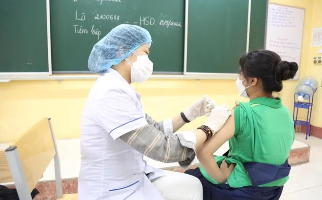 Hơn 25.000 trẻ 11 tuổi ở Hà Nội đã tiêm vaccine COVID-19, chưa ghi nhận phản ứng bất thường sau tiêm