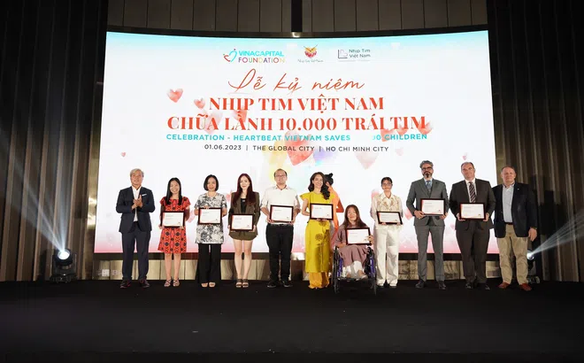 Nhịp tim Việt Nam đón chào cột mốc 10.000 trái tim được chữa lành