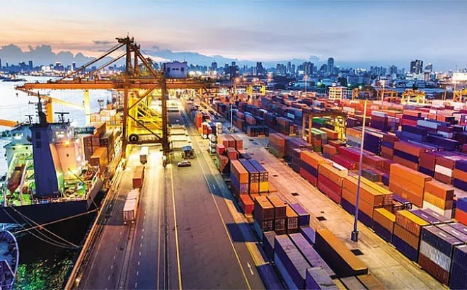 Kim ngạch nhập khẩu hàng hóa 5 tháng đầu năm giảm 17,9%