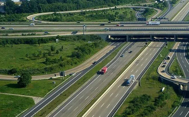 Cuối năm 2023, cả nước sẽ có 1.852 km đường bộ cao tốc