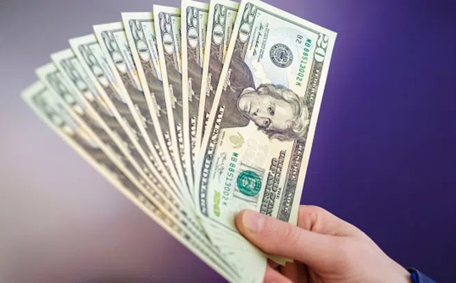 Tỷ giá USD hôm nay (26/12): Tỷ giá trung tâm giảm 25 đồng