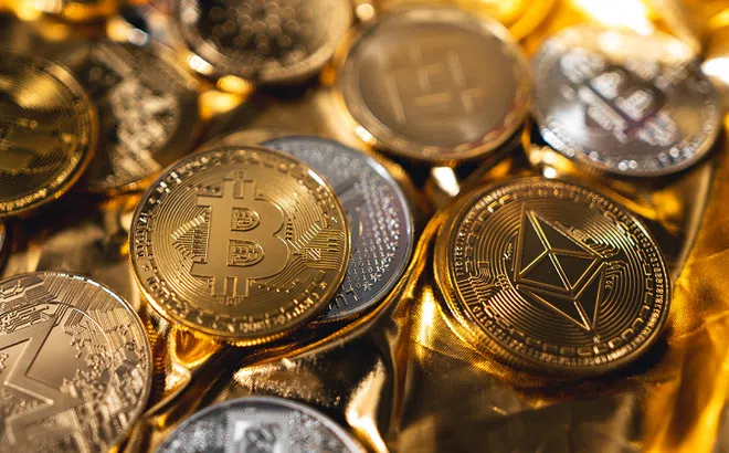 Giá Bitcoin hôm nay 19/2: Mắc kẹt ở vùng giá 52.000 USD