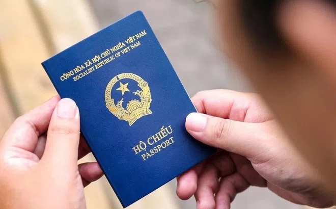 Hộ chiếu sẽ không được xem là giấy tờ tùy thân tại ngân hàng từ ngày 1/1/2026