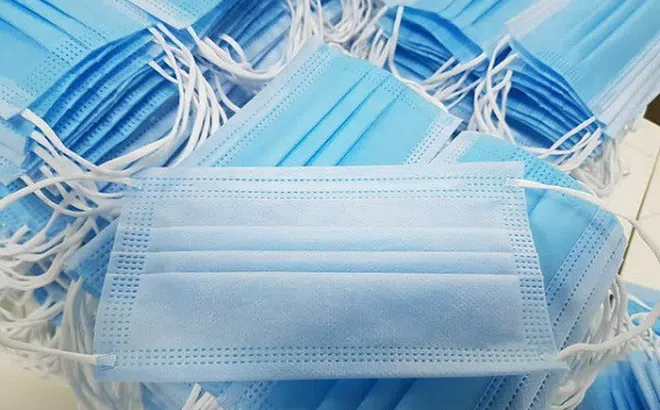 Giá khẩu trang bất ngờ hạ nhiệt