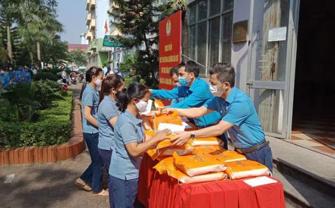 Chung tay giúp doanh nghiệp vượt khó