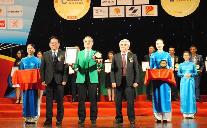 Mai Linh là một trong 10 nhãn hiệu nổi tiếng nhất Việt Nam năm 2020