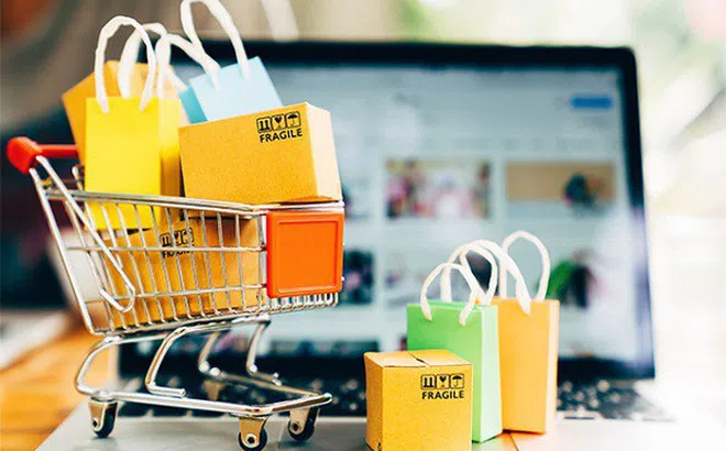 Người tiêu dùng chờ đợi ngày siêu sale 11/11 trên các sàn thương mại điện tử