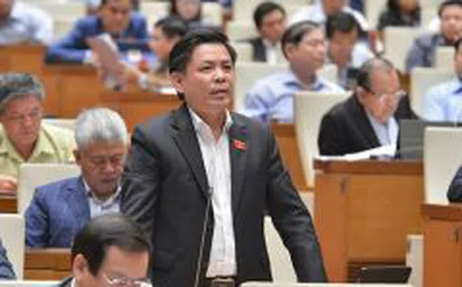 ĐBQH không đồng ý tách Luật Giao thông đường bộ thành hai luật