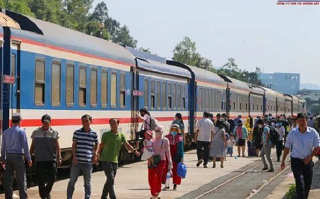 Đường sắt chạy thêm nhiều tàu phục vụ Tết Nguyên đán 2021