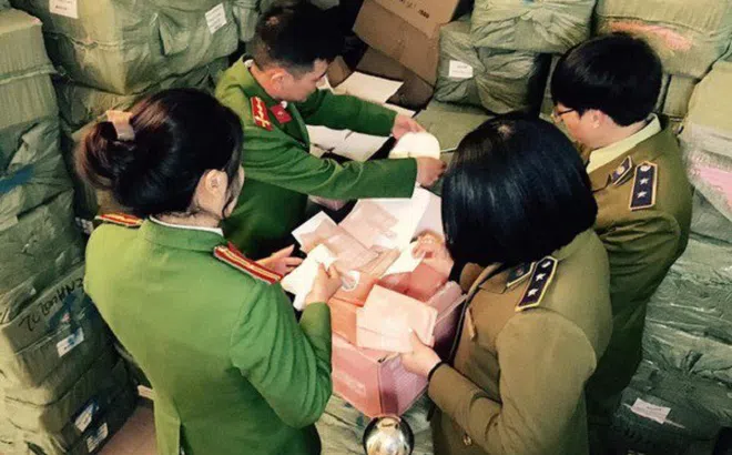 Hà Nội: Tạm giữ gần 5 tấn mỹ phẩm không có hóa đơn chứng từ