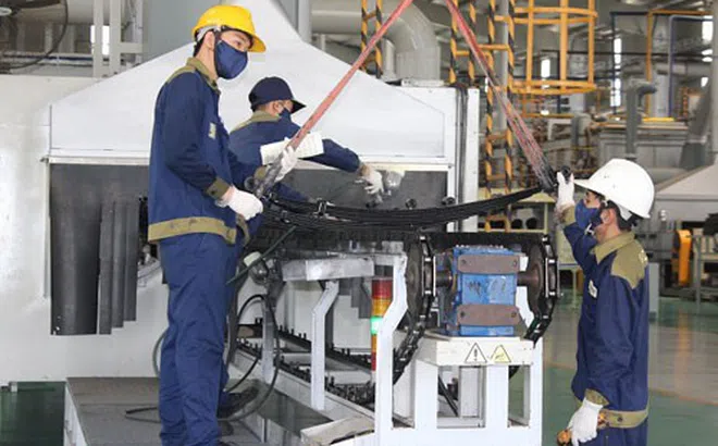 Mỏi mòn nguồn cung nguyên liệu nội địa