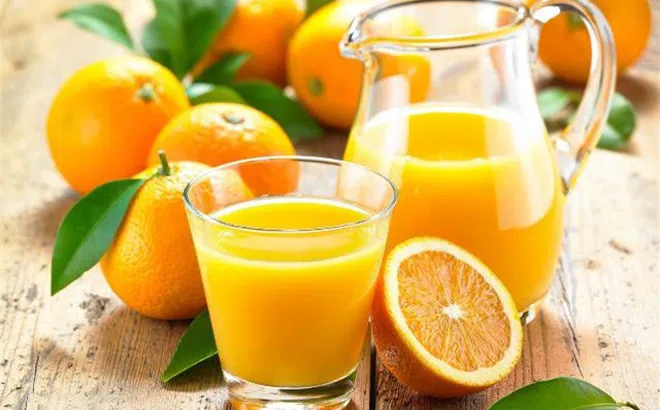 Uống nước cam cứ cho thêm 1 mẩu nghệ nhỏ tăng tác dụng gấp 10 lần, ngừa bệnh tật, khỏe đẹp từ bên trong