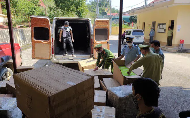 Lạng Sơn: Liên tiếp bắt giữ phương tiện vận chuyển hàng do Trung Quốc sản xuất