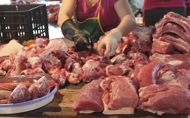 Thị trường giá cả ngày 21/5: Giá lợn hơi tiếp tục nóng