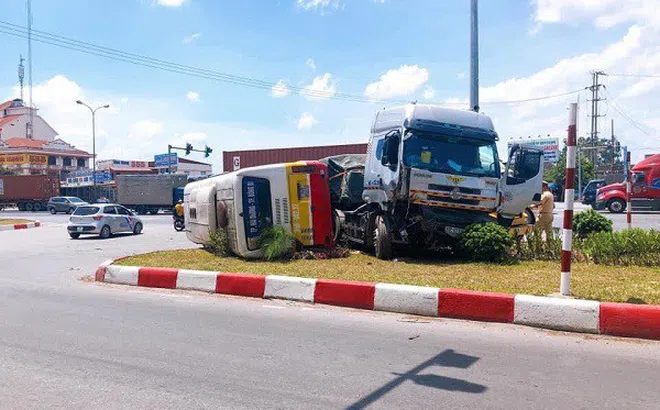 Phó Thủ tướng chỉ đạo xử lý nghiêm các hành vi vi phạm pháp luật TTATGT đường bộ